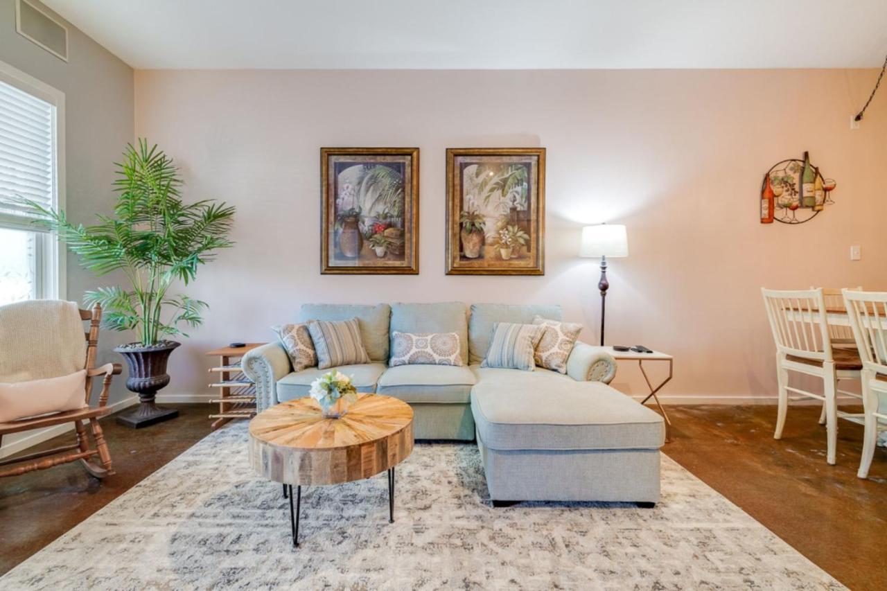 Southern Charmer-Historic District Downtown-Front Porch-Walk Score 90!!-Private Parking-1 Minute To Forsyth Park سافانا المظهر الخارجي الصورة