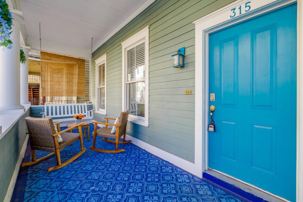 Southern Charmer-Historic District Downtown-Front Porch-Walk Score 90!!-Private Parking-1 Minute To Forsyth Park سافانا المظهر الخارجي الصورة